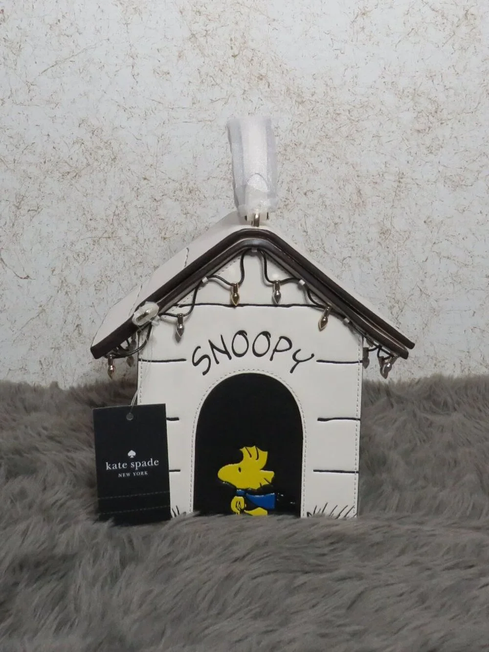 Kate Spade Peanuts 3D Doghouse (Multi-color)